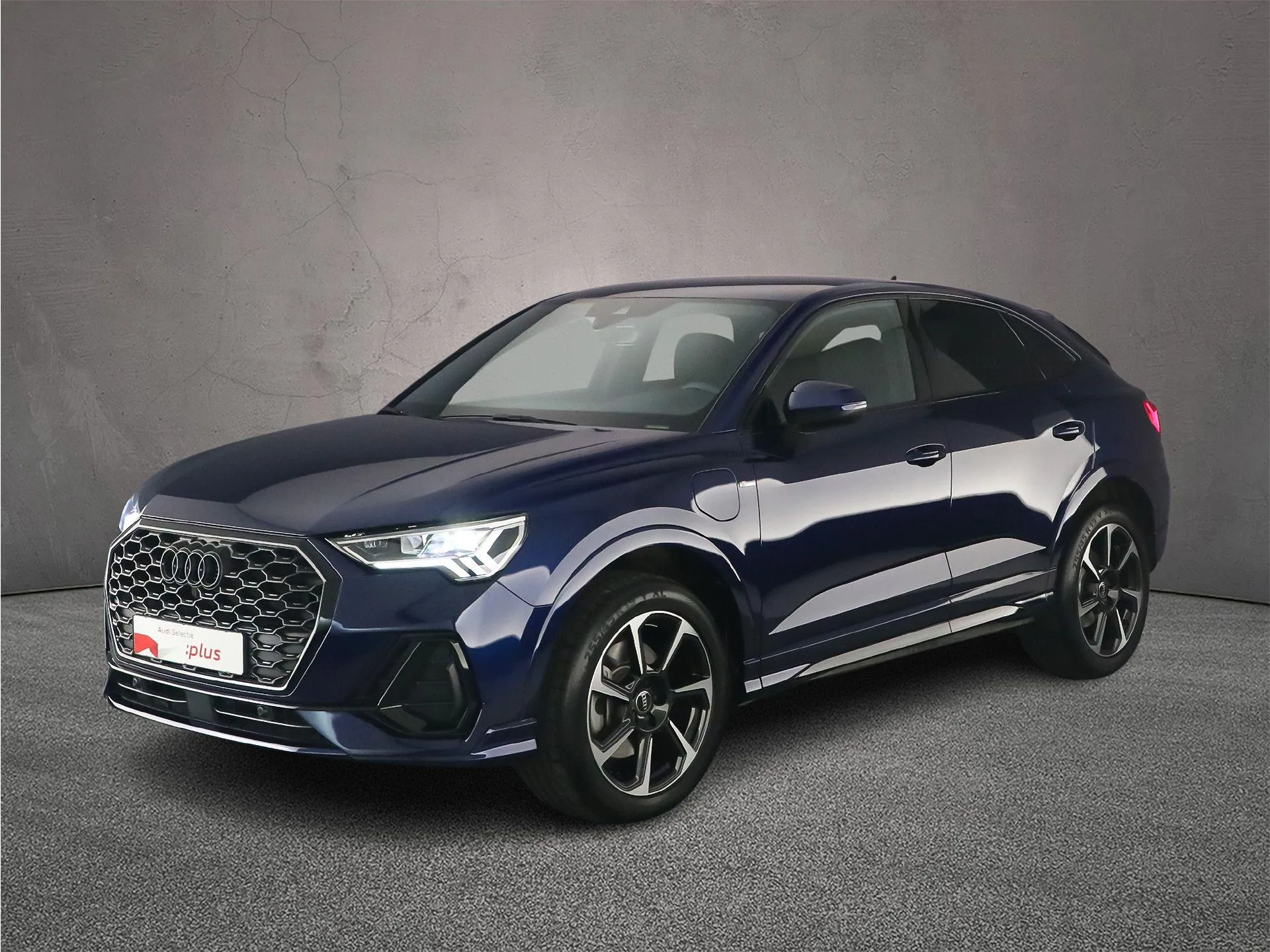 Audi Q3 — foto 1