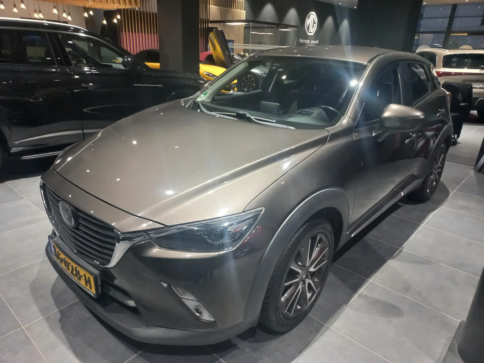 Mazda CX-3 2.0 SkyActiv-G 120 GT-M