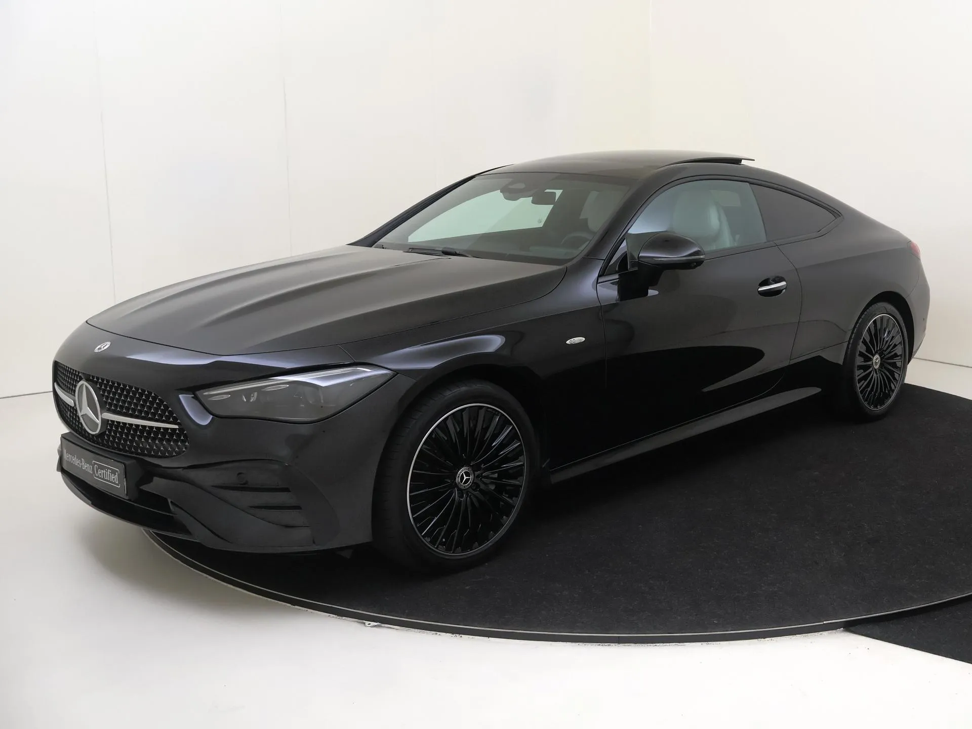 Mercedes-Benz CLE Coupé 300 e AMG Line