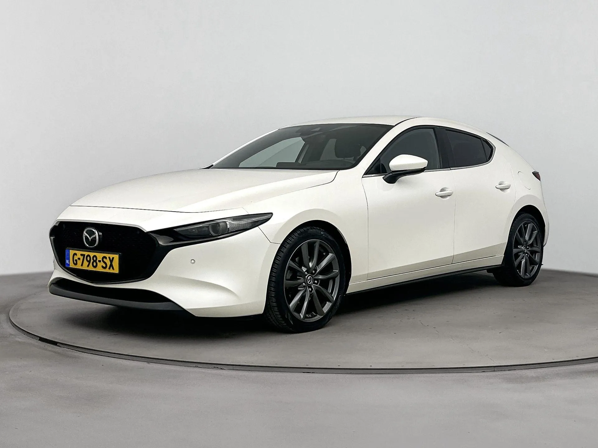 Mazda 3 2.0 e-SkyActiv-G M Hybrid Luxury 122PK