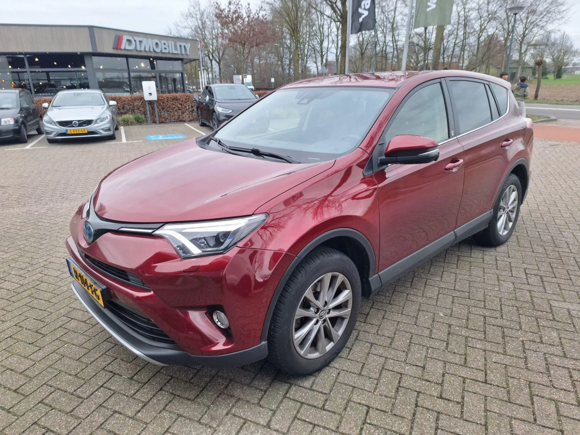 Toyota RAV4 2.5 Hybrid AWD Team D