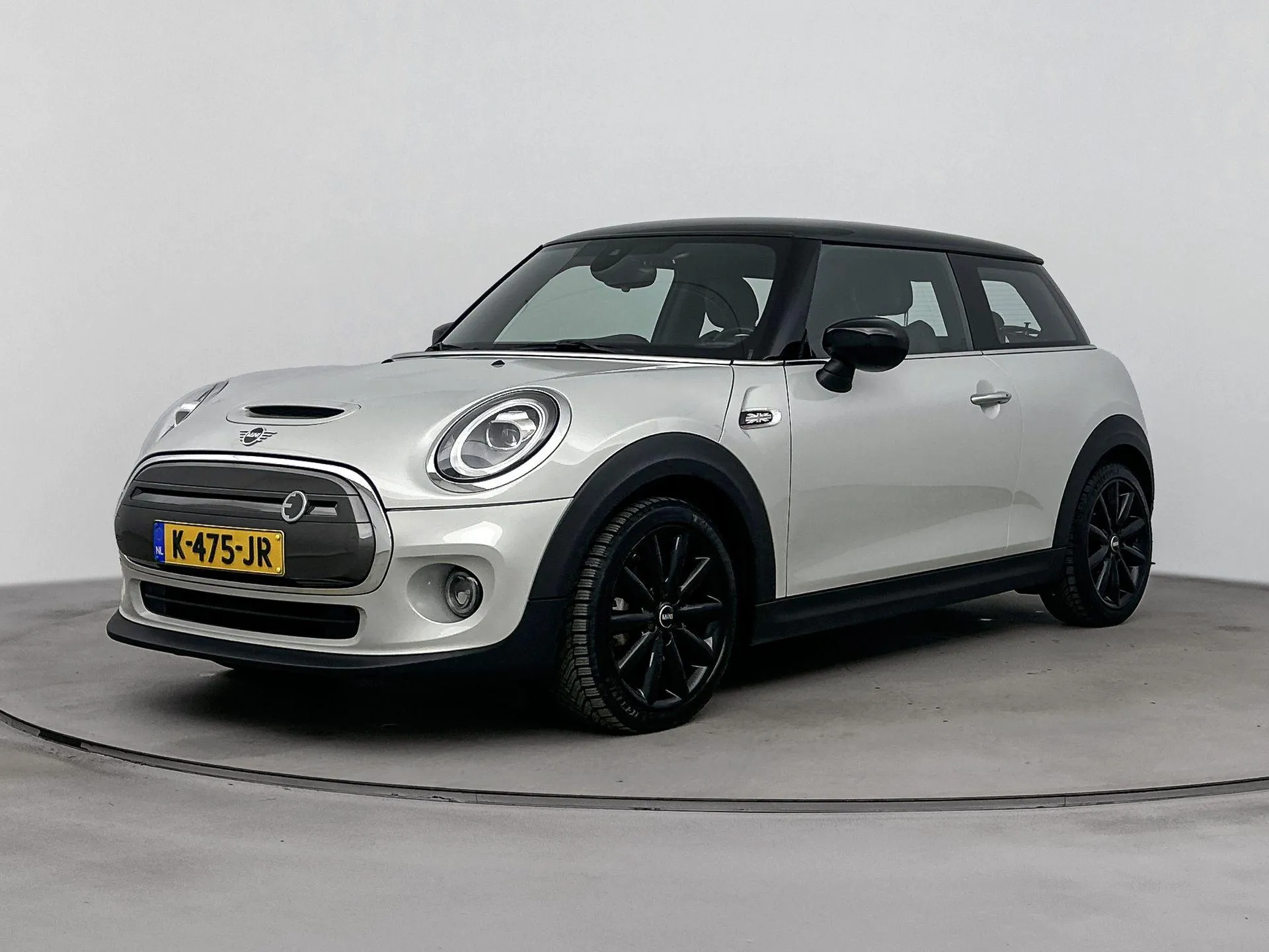 MINI Electric Mini Essential 33 kWh 184PK