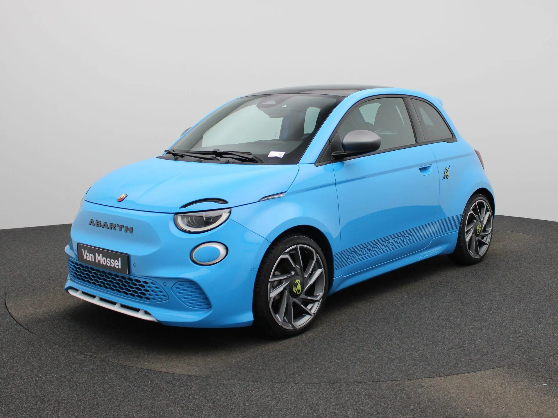 Abarth 500 Abarth Scorpionissima 42 kWh 155PK