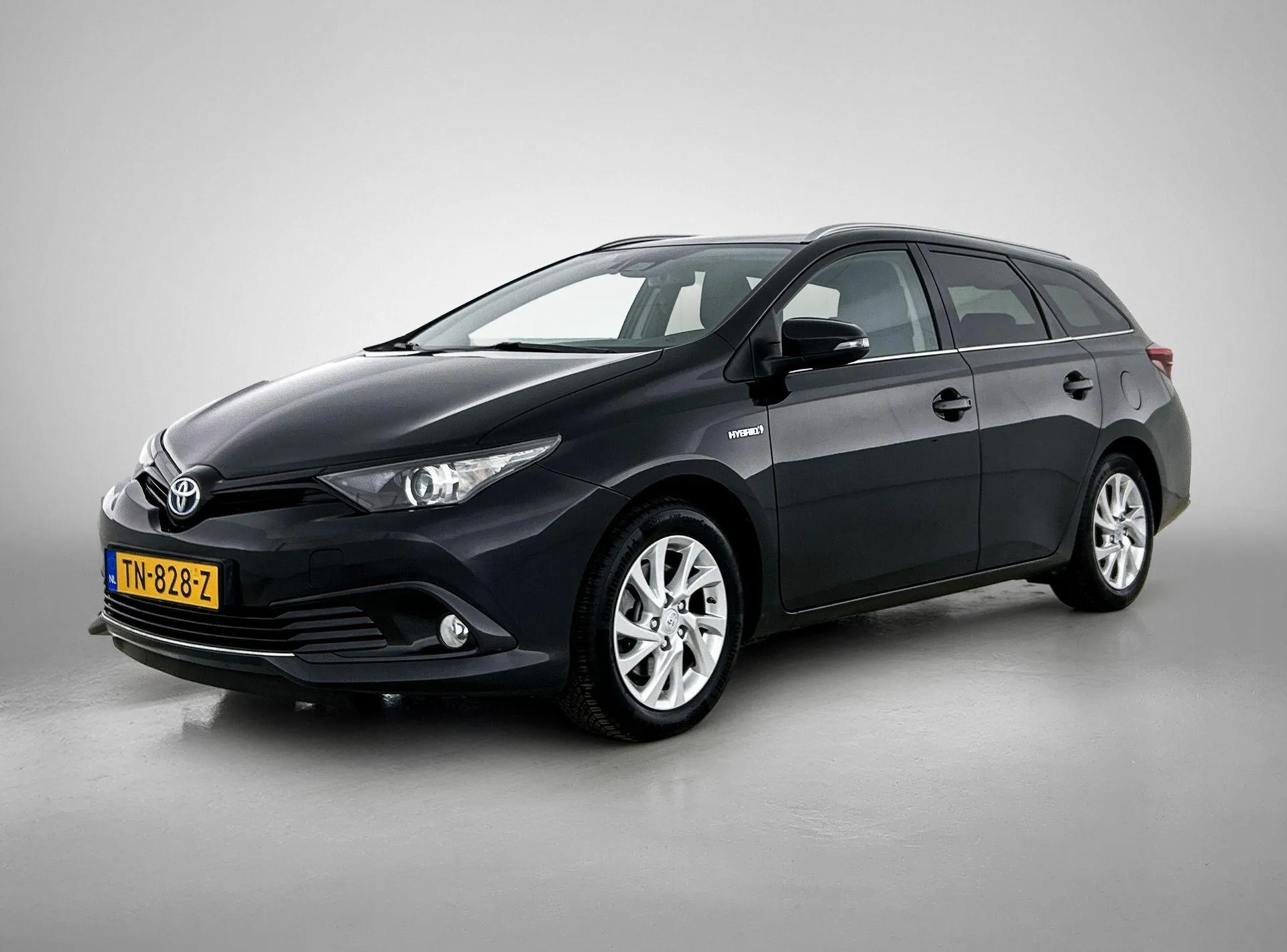 Toyota Auris 1.8 Hybrid Dynamic Go