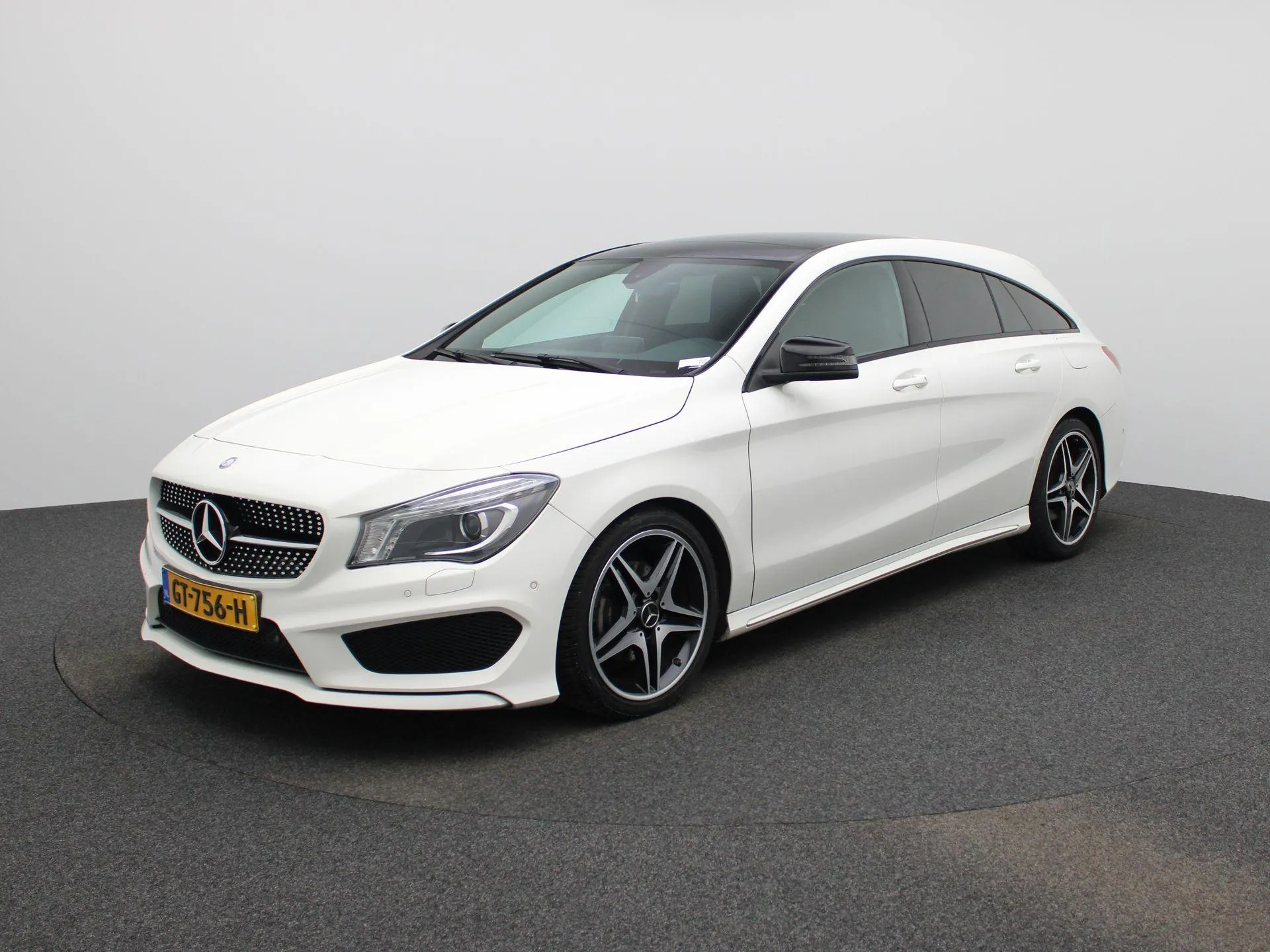 Mercedes-Benz CLA Shooting Brake 180 Ambition