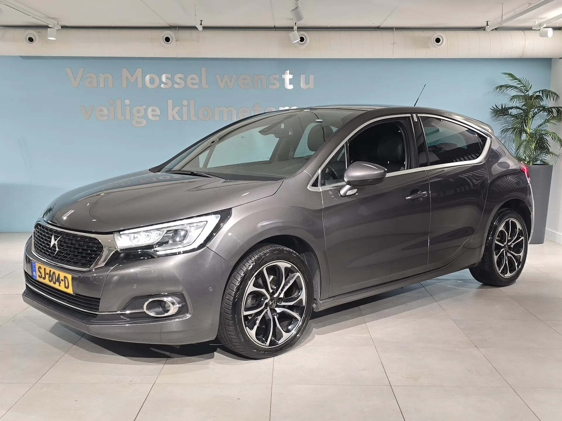 DS DS 4 1.6 THP Chic