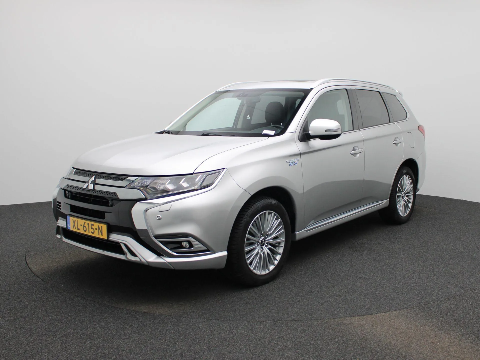 Mitsubishi Outlander 2.4 PHEV Intense+