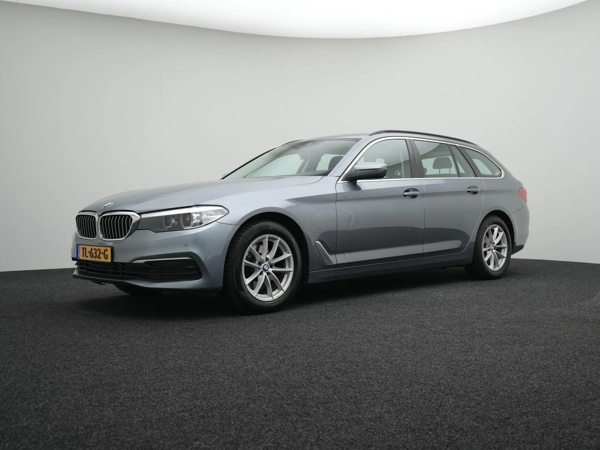 BMW 5 Serie Touring 520i Corporate Lease High Executive