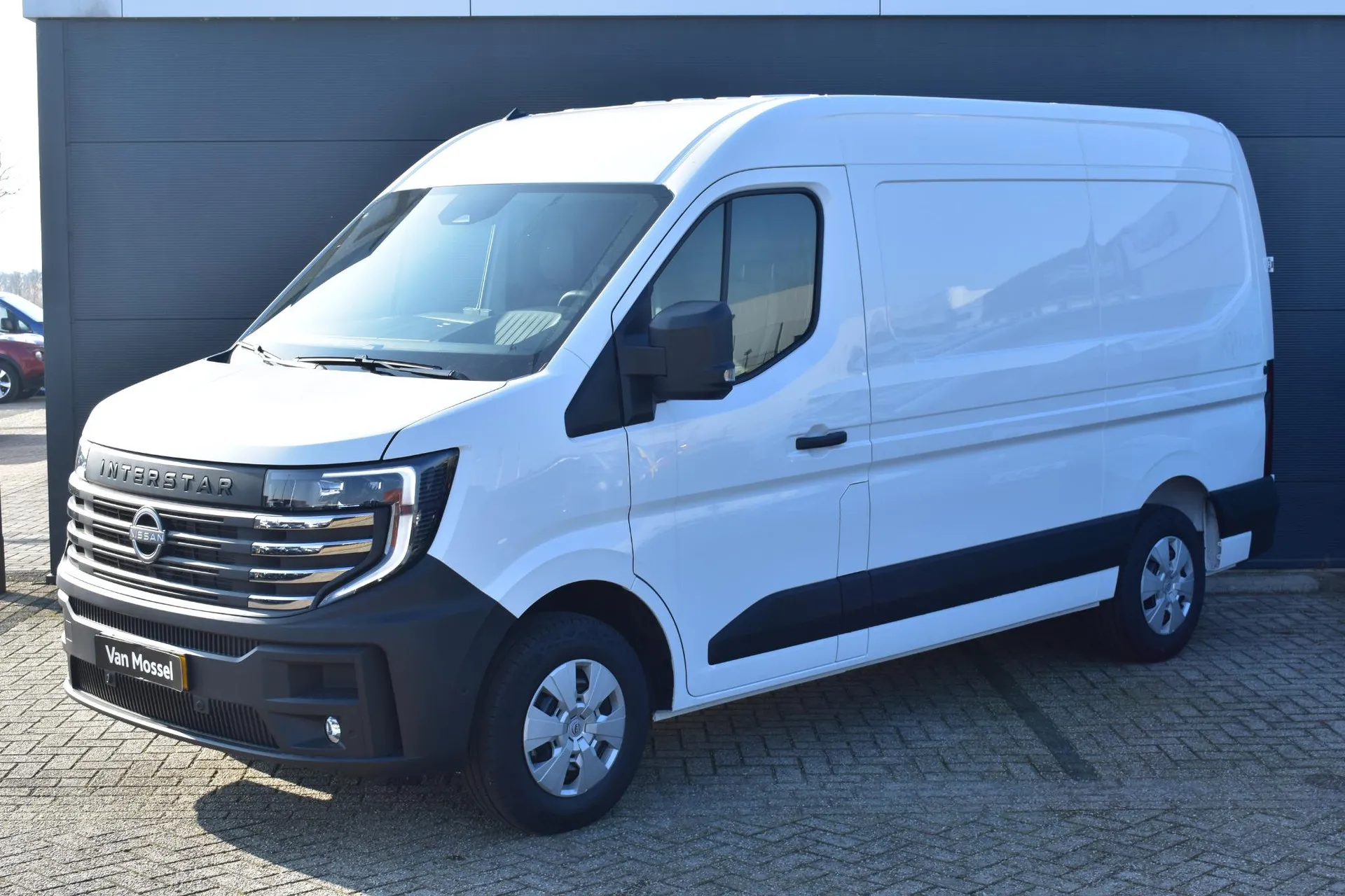 Nissan Interstar Interstar-e L2H2 Limited 87 kWh 140PK