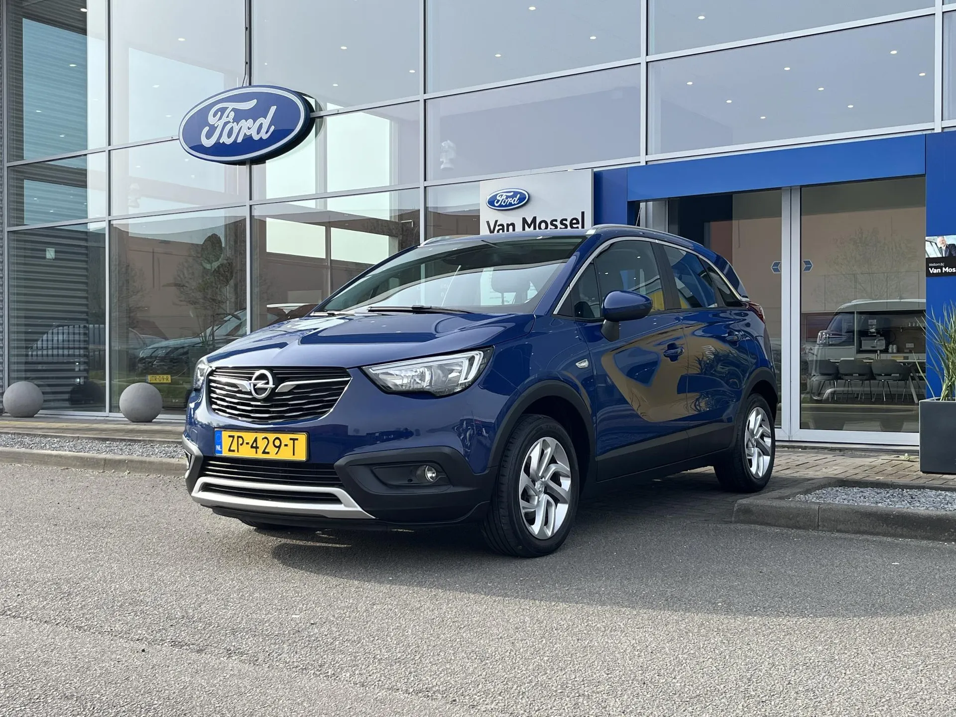 Opel Crossland X 1.2 Turbo Innovation