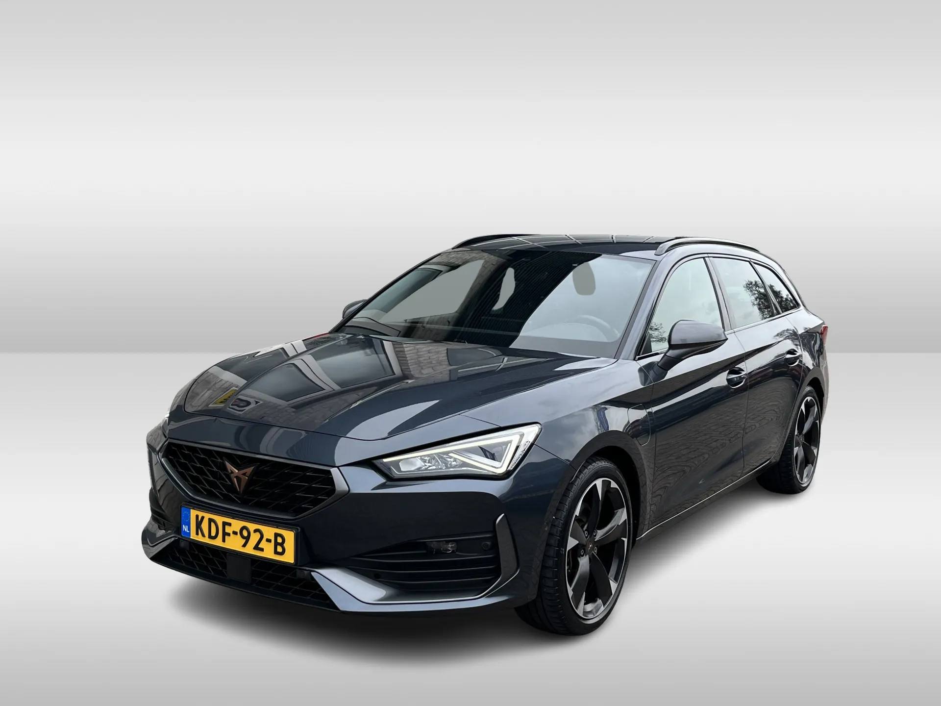 CUPRA Leon Sportstourer 1.4 e-Hybrid Black Edition