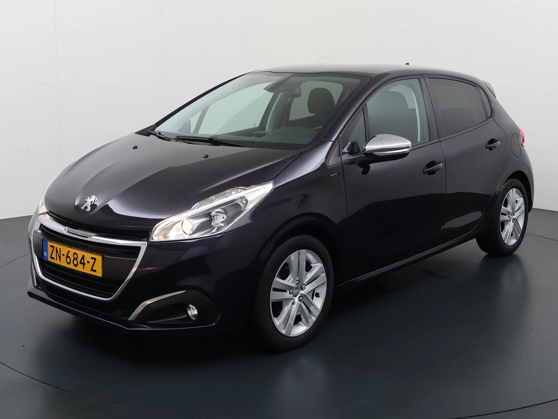 Peugeot 208 1.2 PureTech Signature