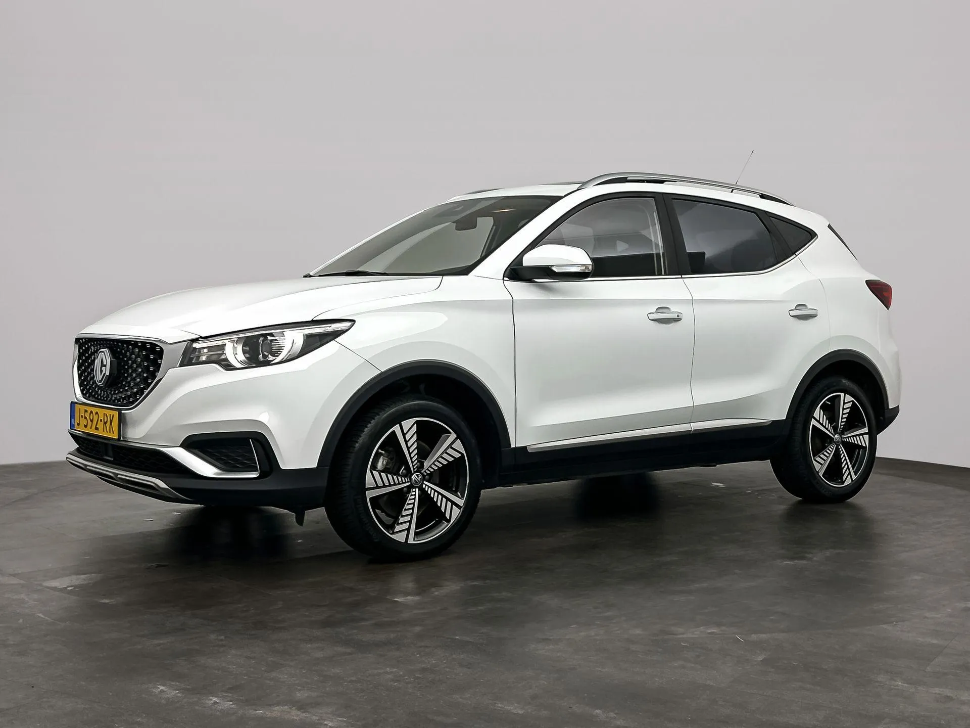 MG ZS EV Luxury 45 kWh