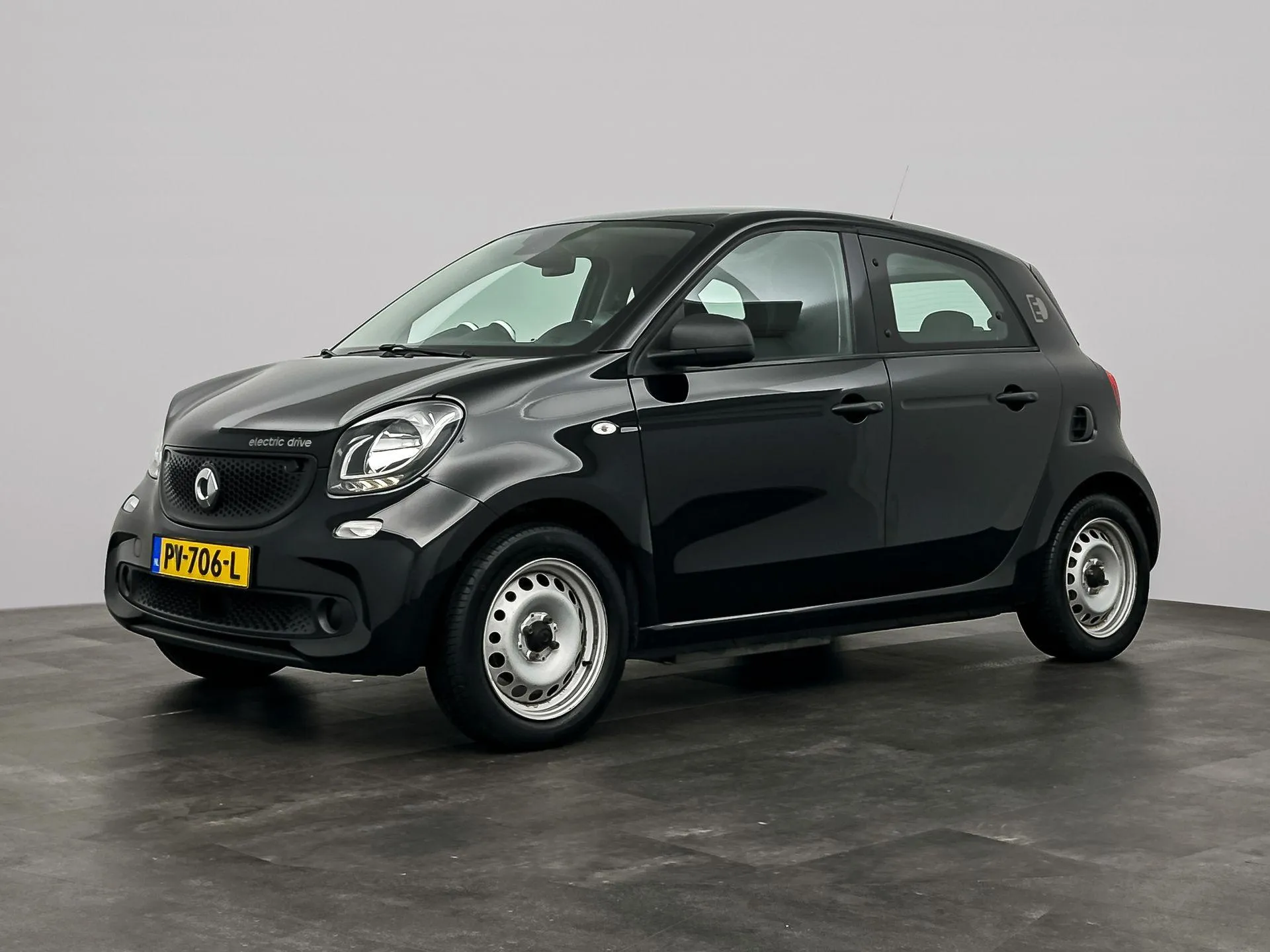 smart Forfour electric drive pure 18 kWh