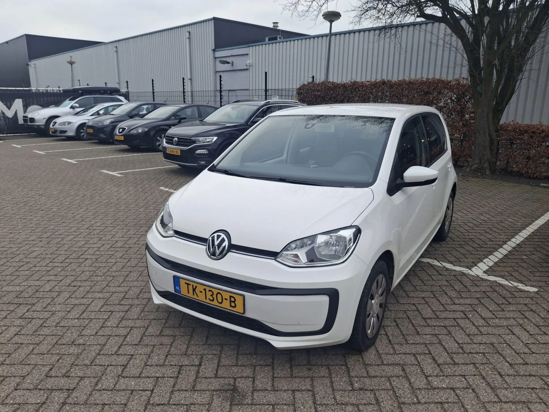 Volkswagen up! 1.0 BMT move up!