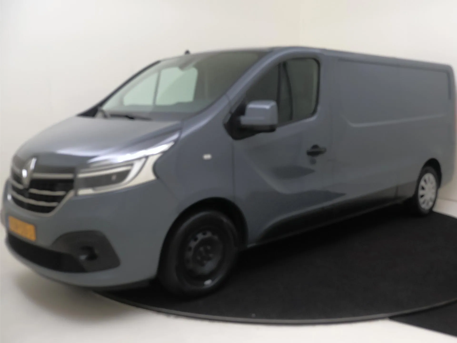 Renault Trafic 2.0 dCi 120 T29 L2H1 Work Edition