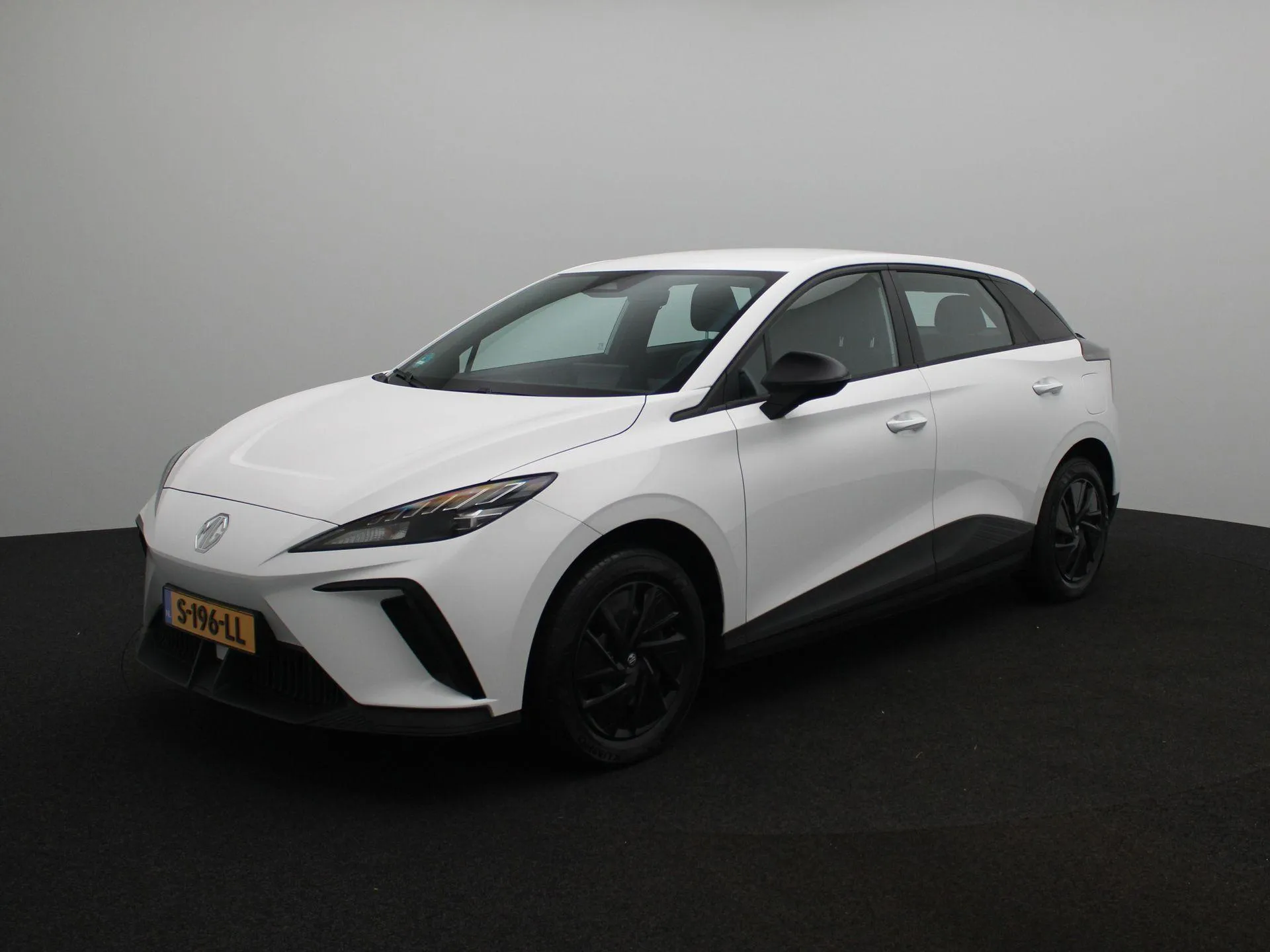 MG MG4 Standard 51 kWh