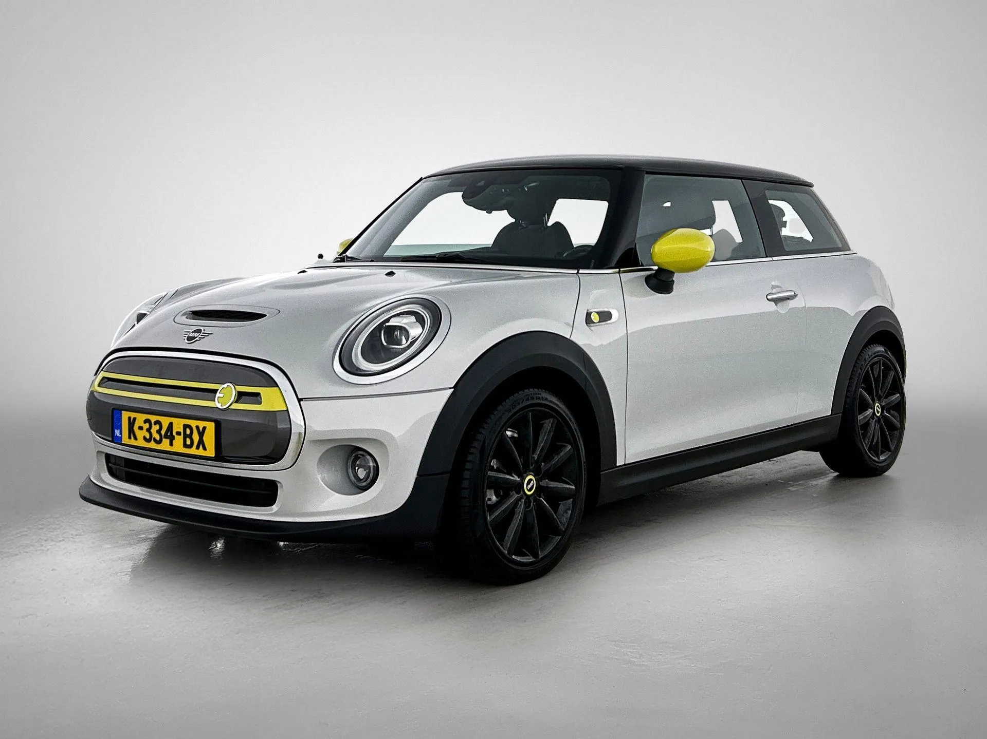 MINI Electric Mini Essential 33 kWh 184PK