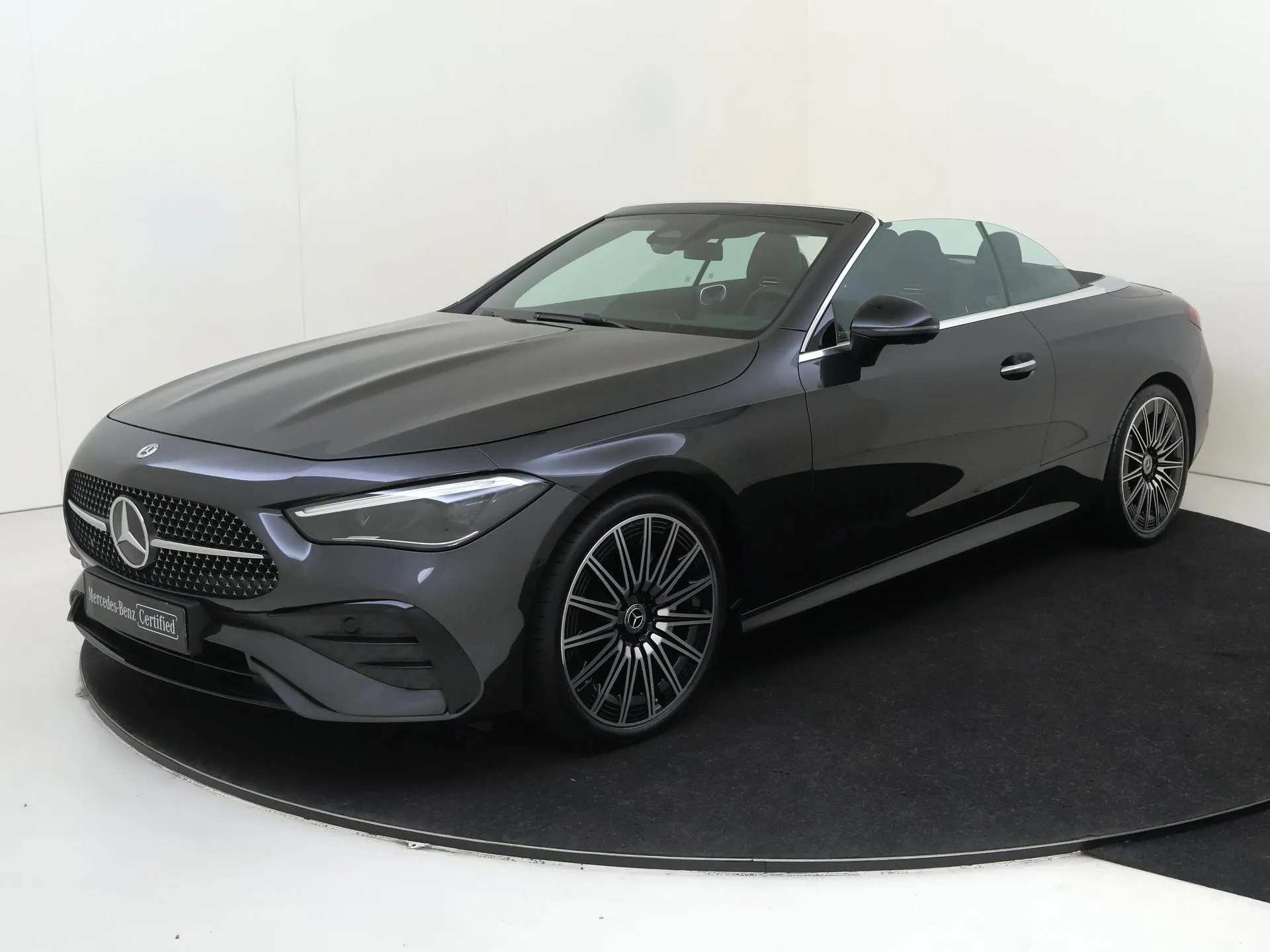 Mercedes-Benz CLE Cabriolet 180 AMG Line