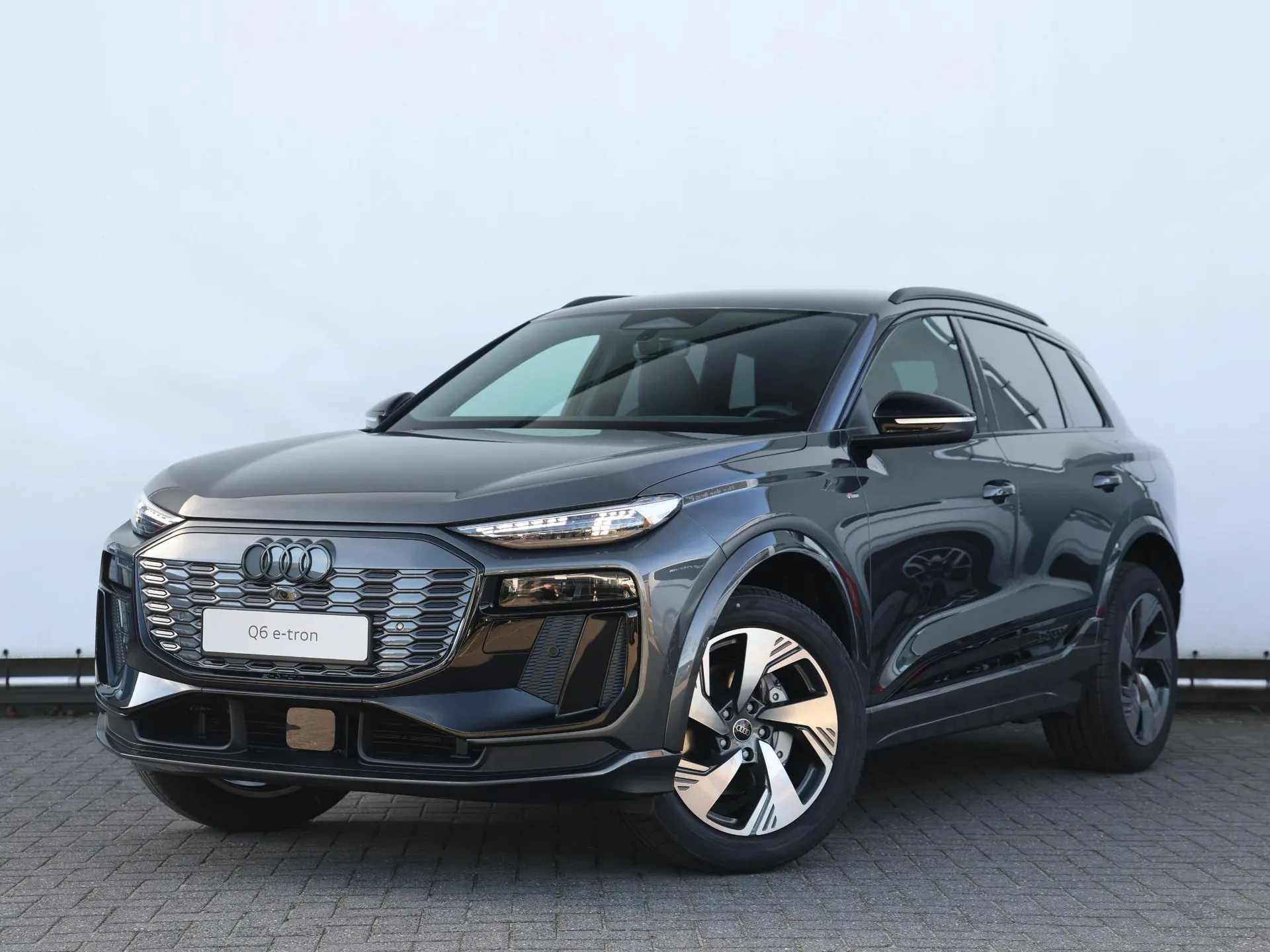 Audi Q6 e-tron