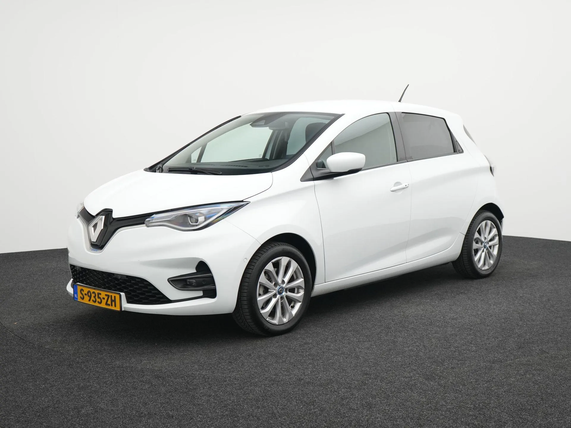 Lease Renault Renault ZOE R110 Iconic 41 kWh - Vergelijk via Leasevinder