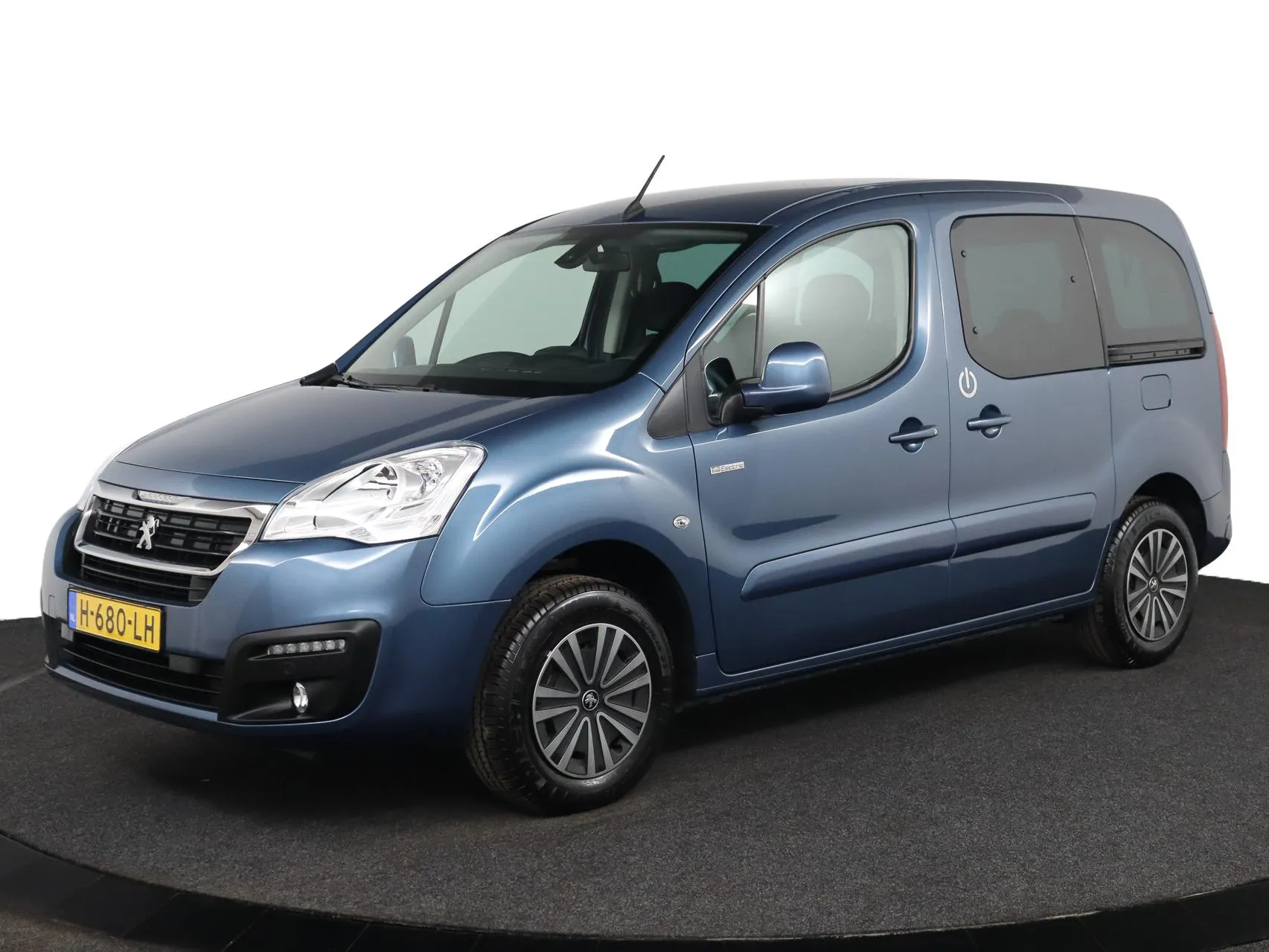 Lease Peugeot Peugeot e-Partner Teepee 5P Electric Aut. Active - Vergelijk via Leasevinder