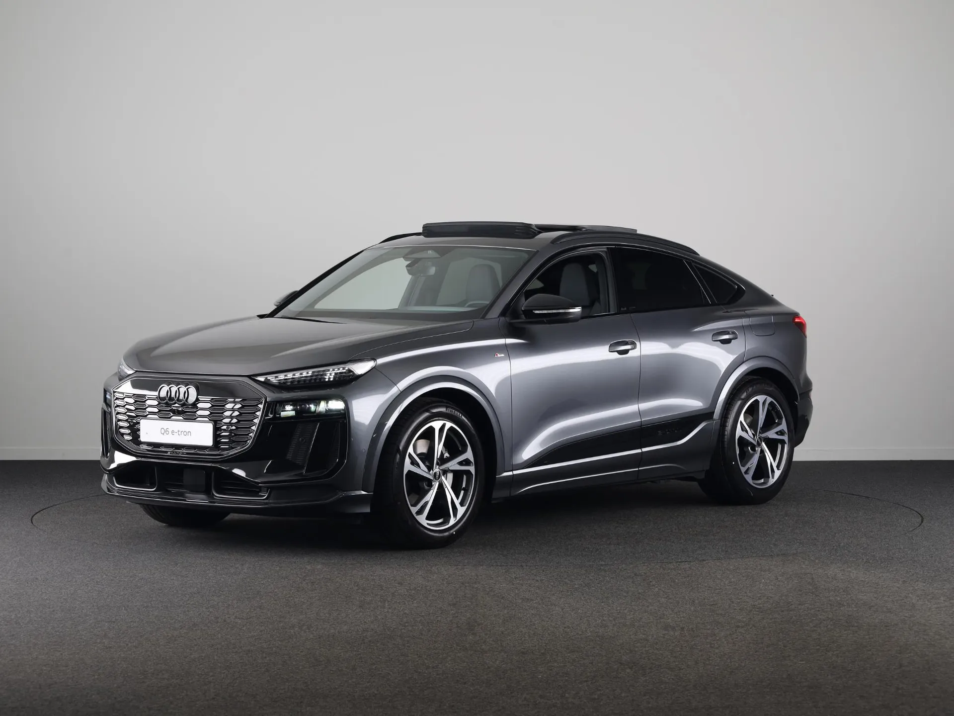 Audi Q6 e-tron