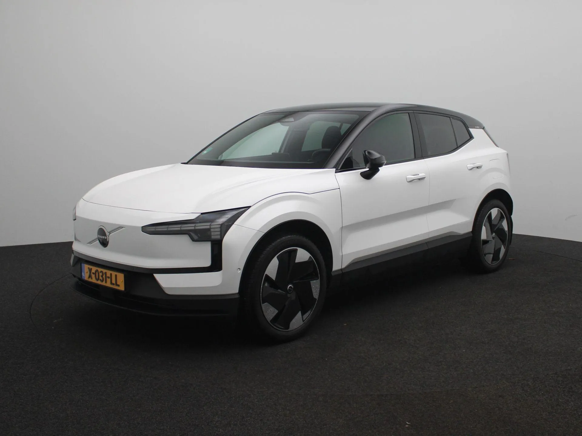 Volvo EX30