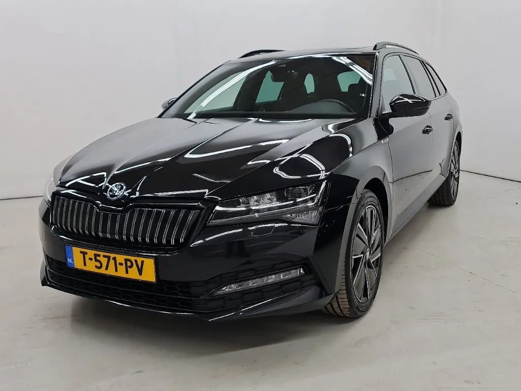 Škoda Superb leasen