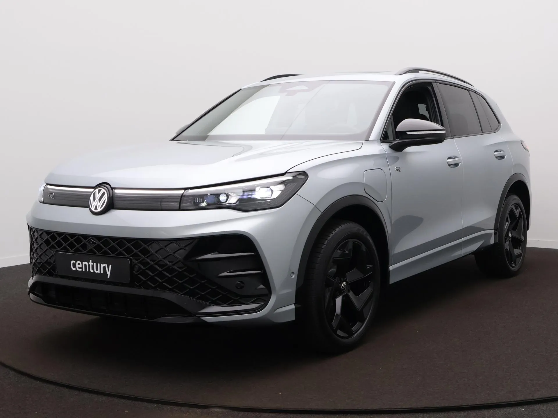 Volkswagen Tiguan R-Line Edition 1.5 eHybrid 150 kW / 204 PK SUV 6 v