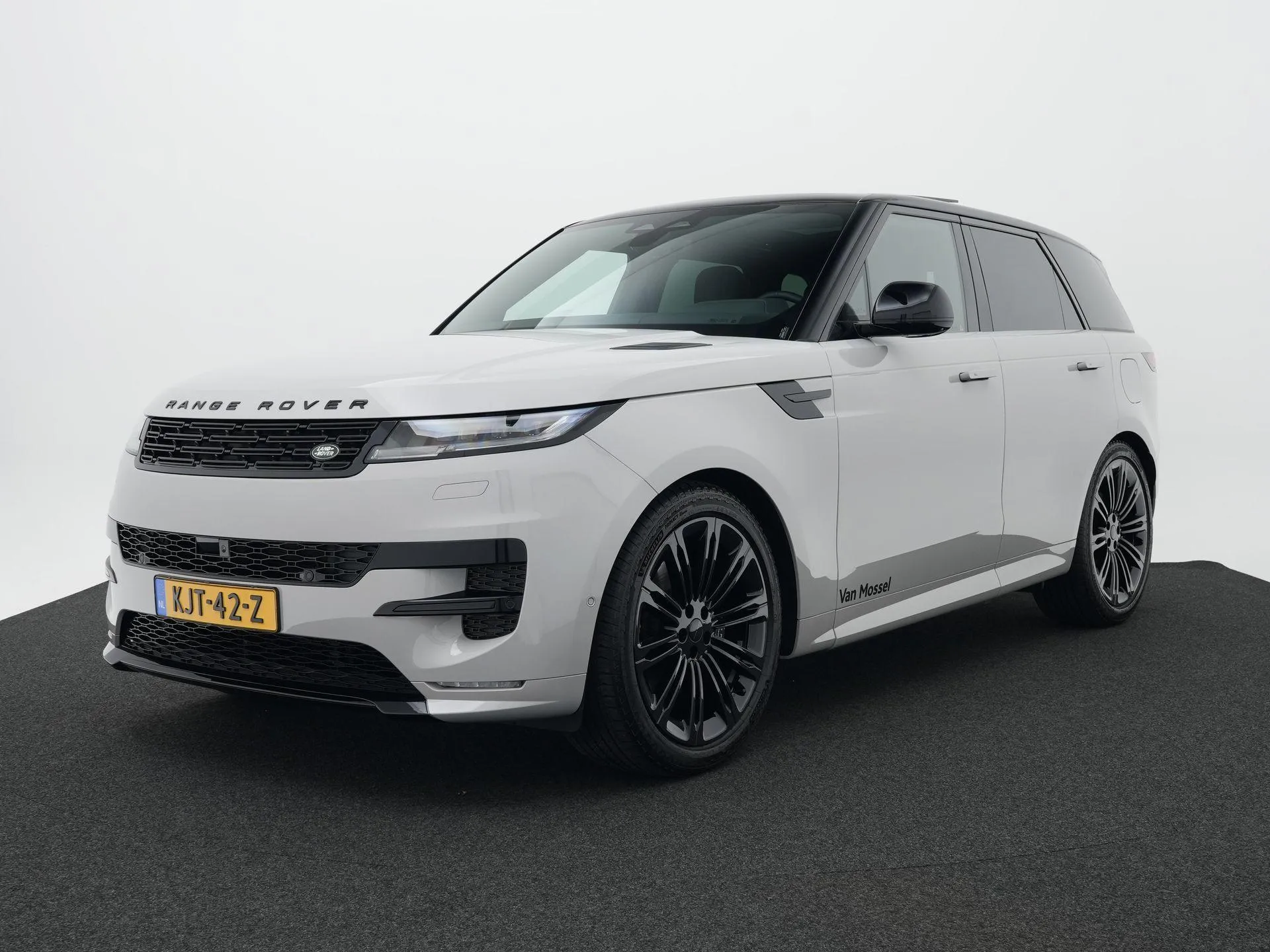Land Rover Range Rover Sport 3.0 P460e MOMENTUM EDITION