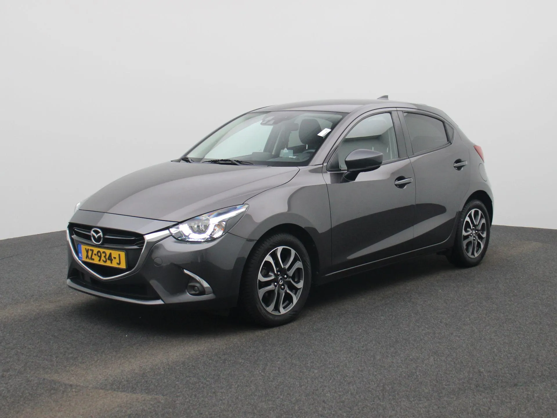 Mazda 2