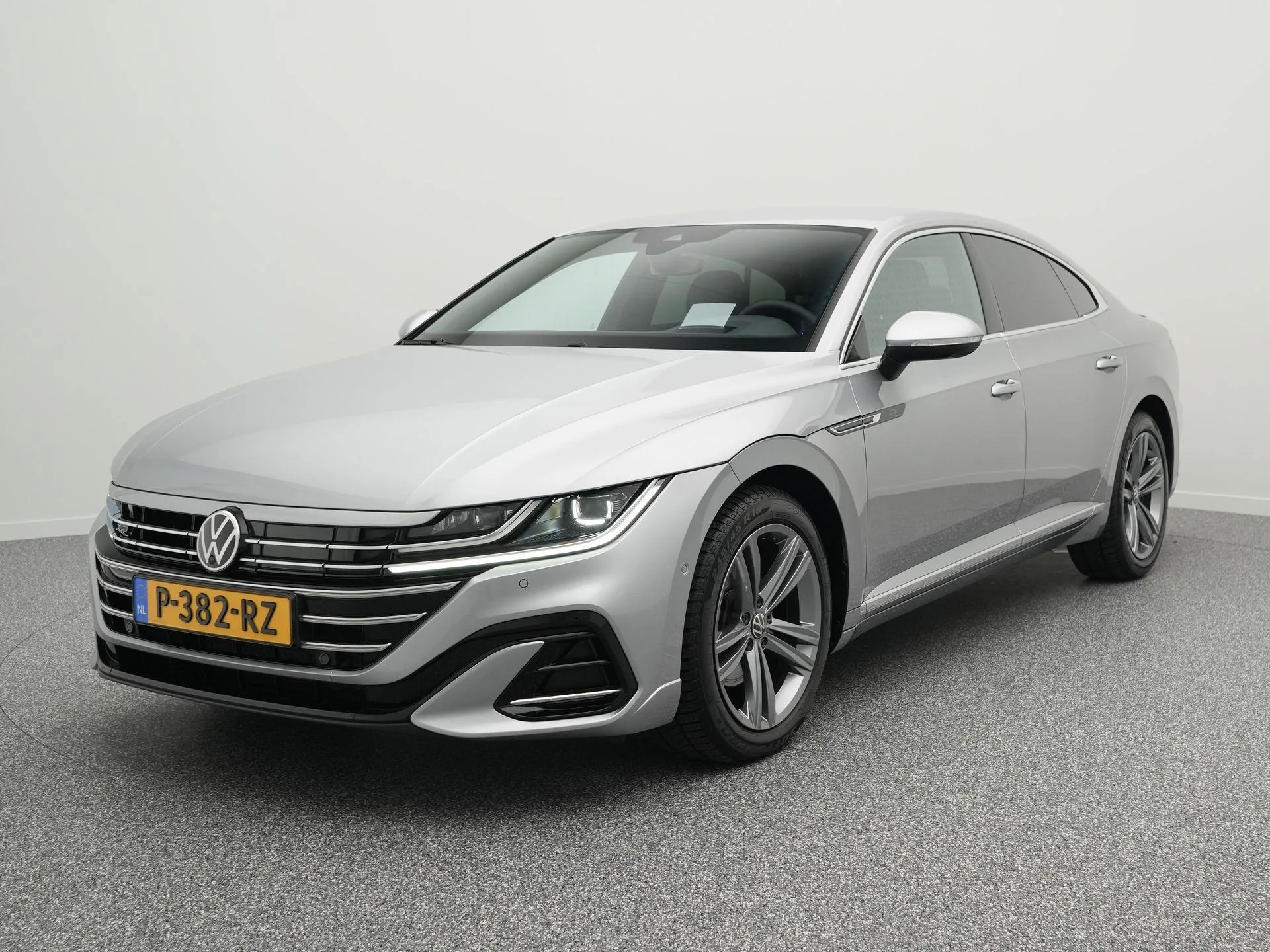 Volkswagen Arteon R