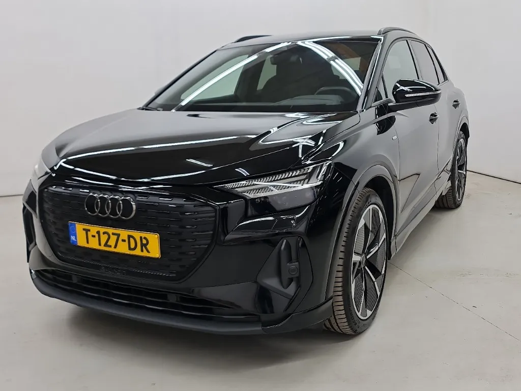 Occasion Audi Q4 e-tron 40 BEV 204pk 77kWh S Edition MMI Navi Optiek T127DR