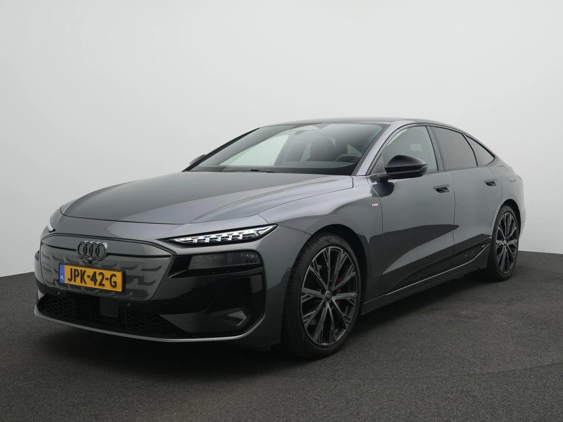 Audi A6 e-tron