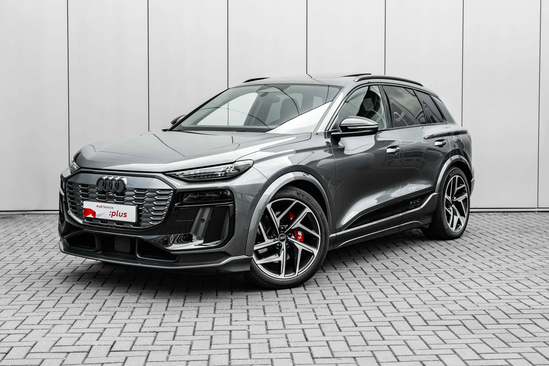 Audi SQ6