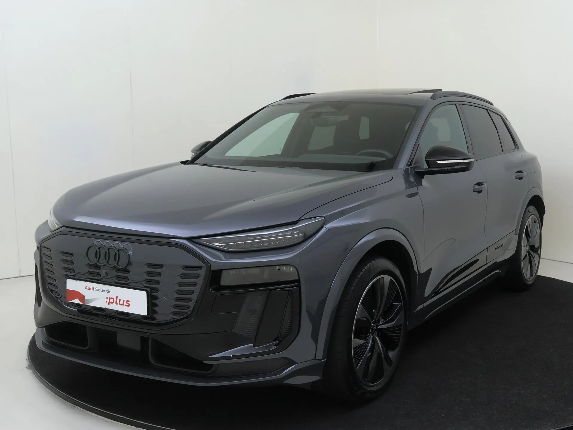 Audi SQ6