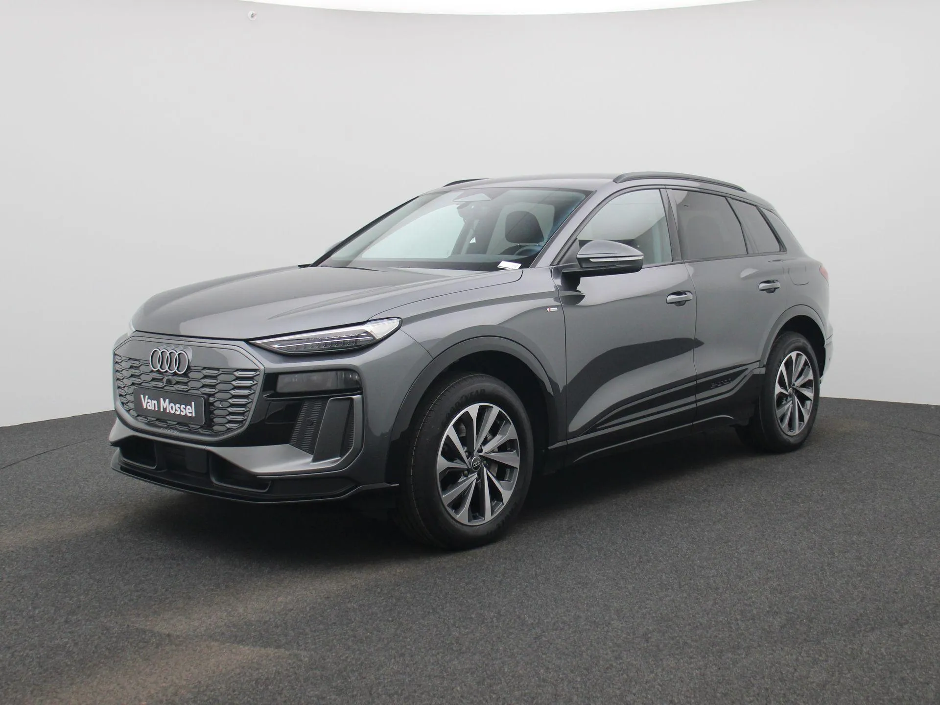 Audi Q6 e-tron