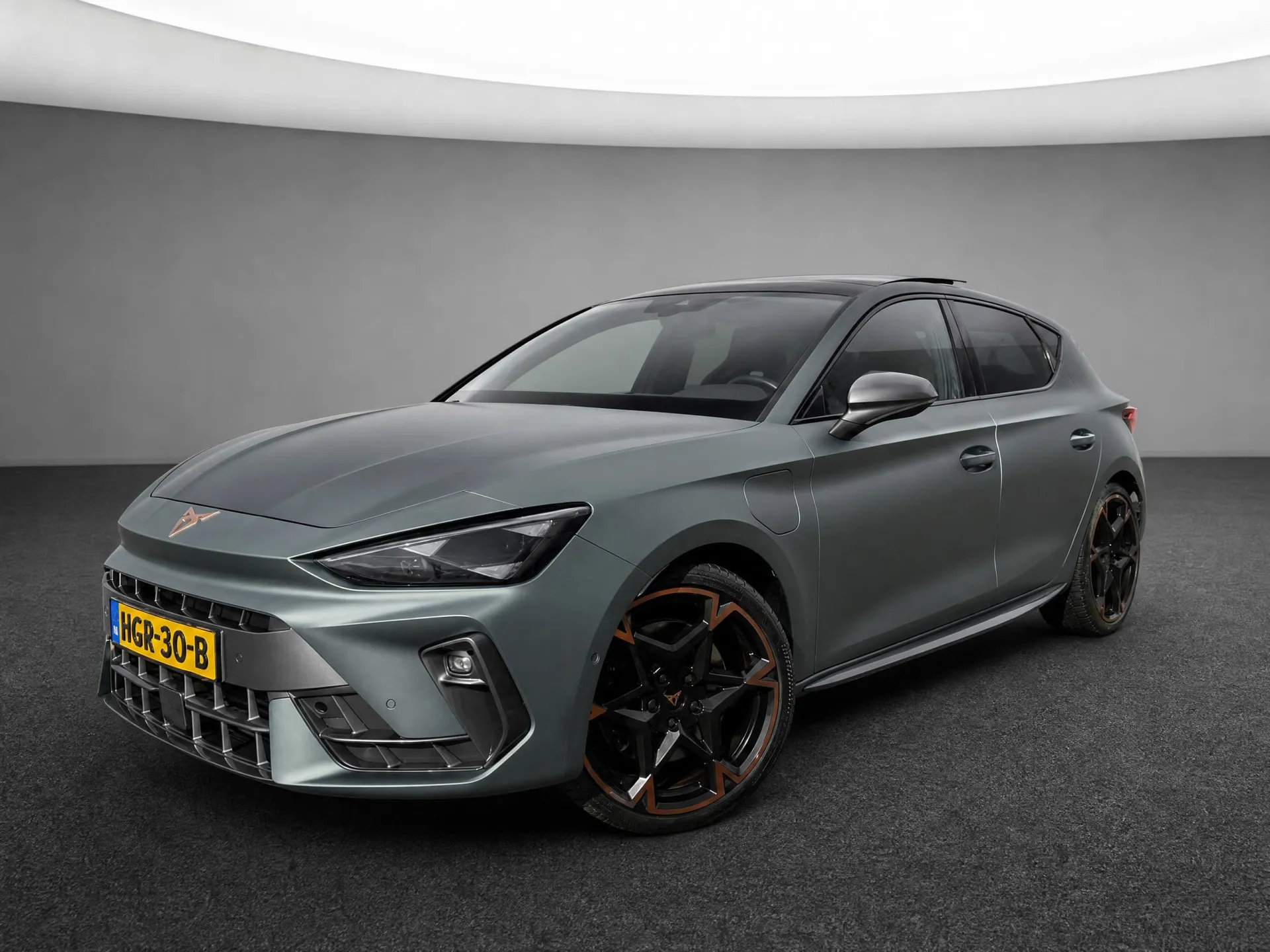 Cupra Leon — foto 1