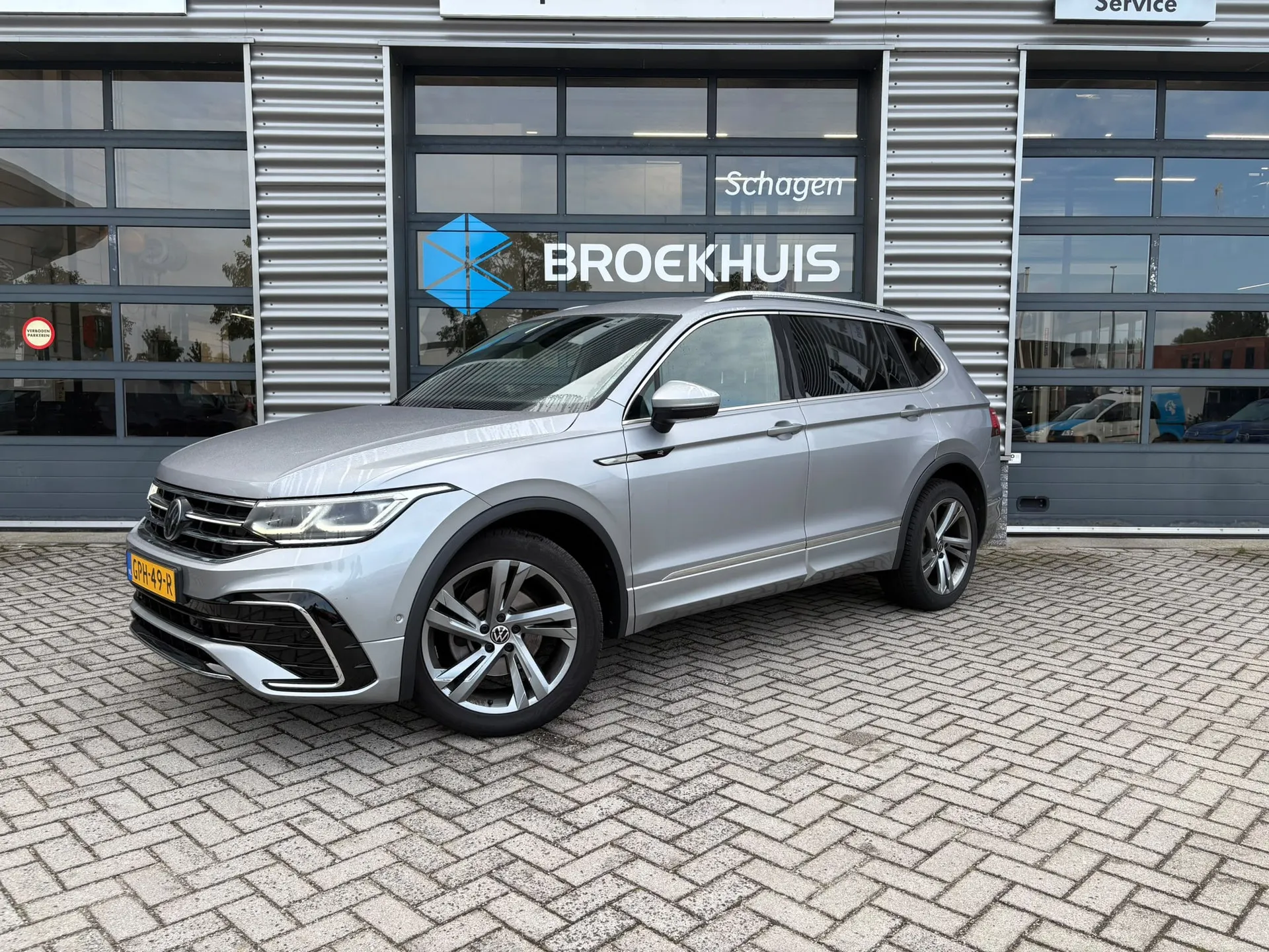 Volkswagen Tiguan Allspace — foto 1