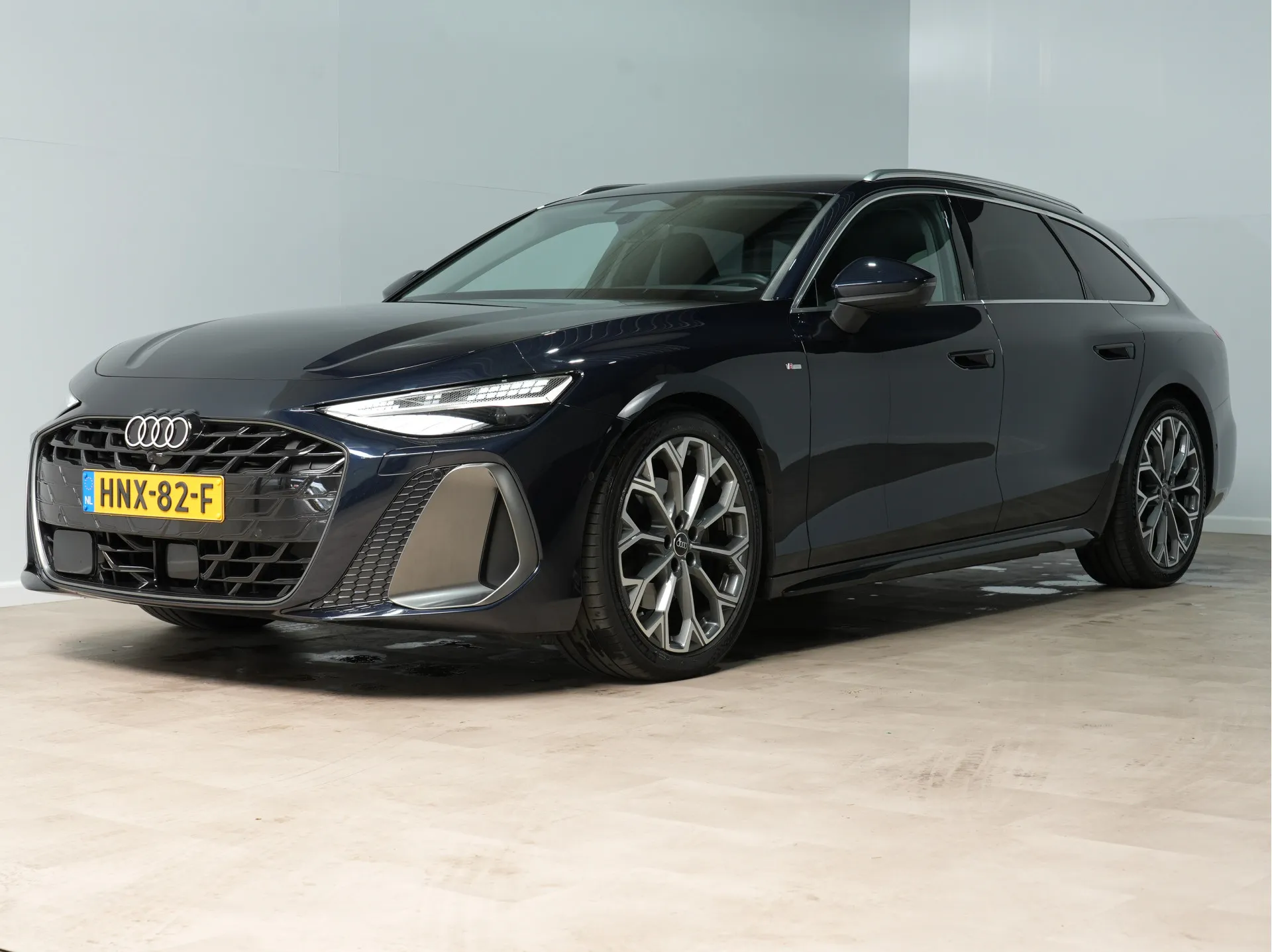 Audi A6 — foto 1