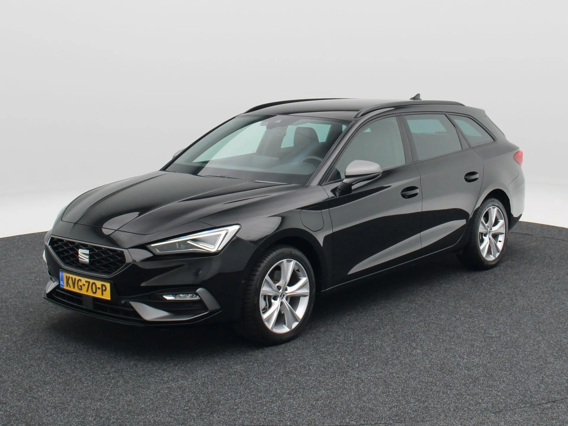 Seat Leon — foto 1