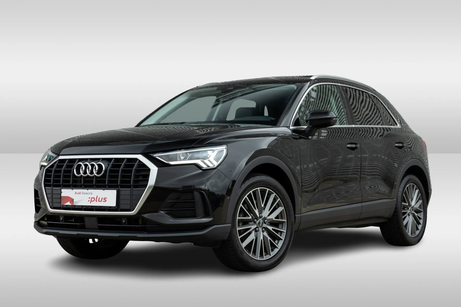 Audi Q3 — foto 1