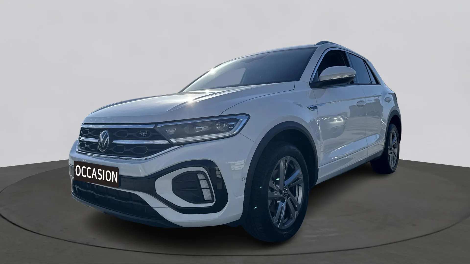 Volkswagen T-Roc — foto 1