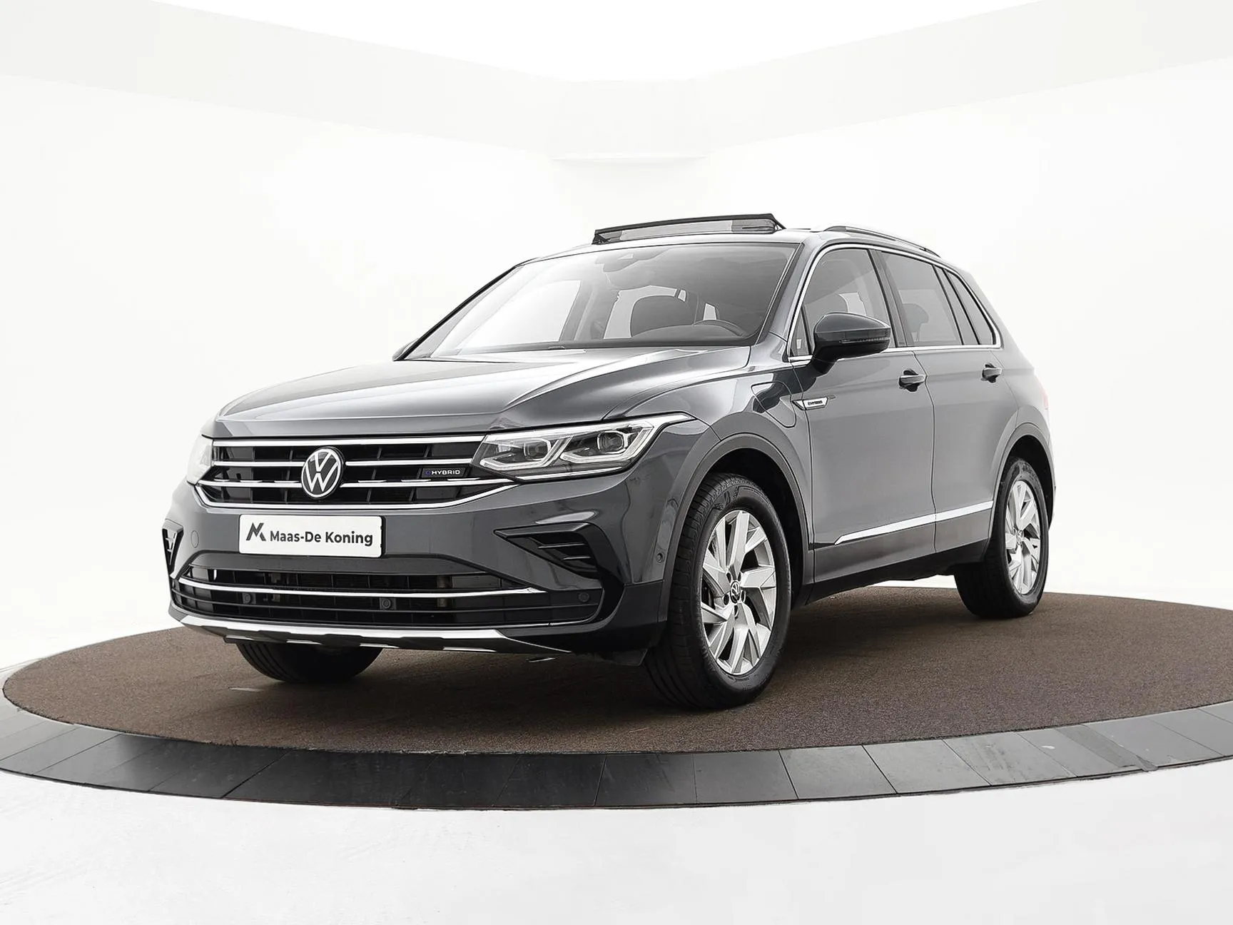 Volkswagen Tiguan — foto 1