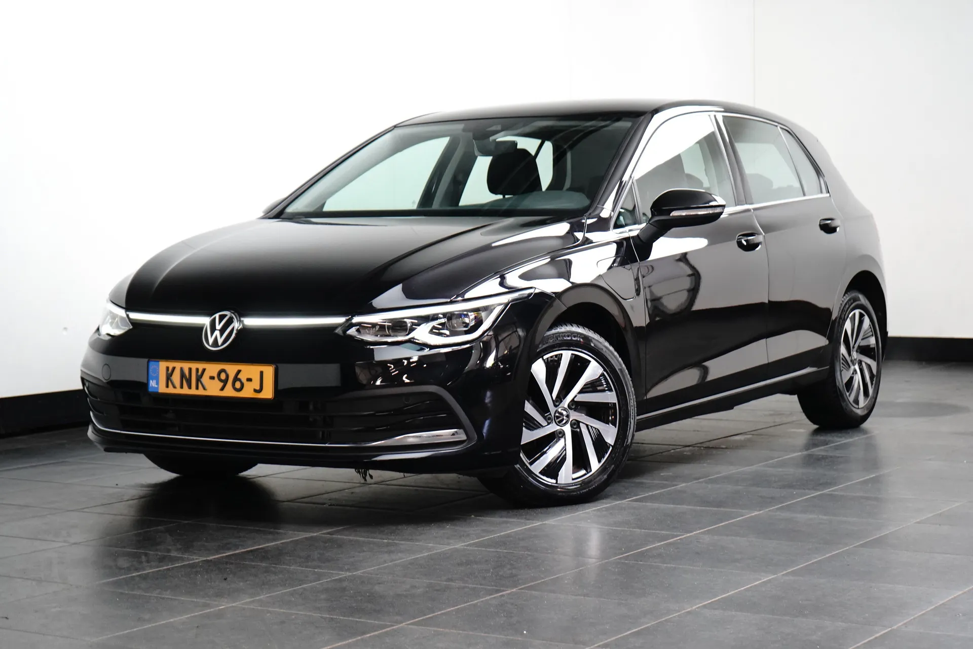 Volkswagen Golf — foto 1