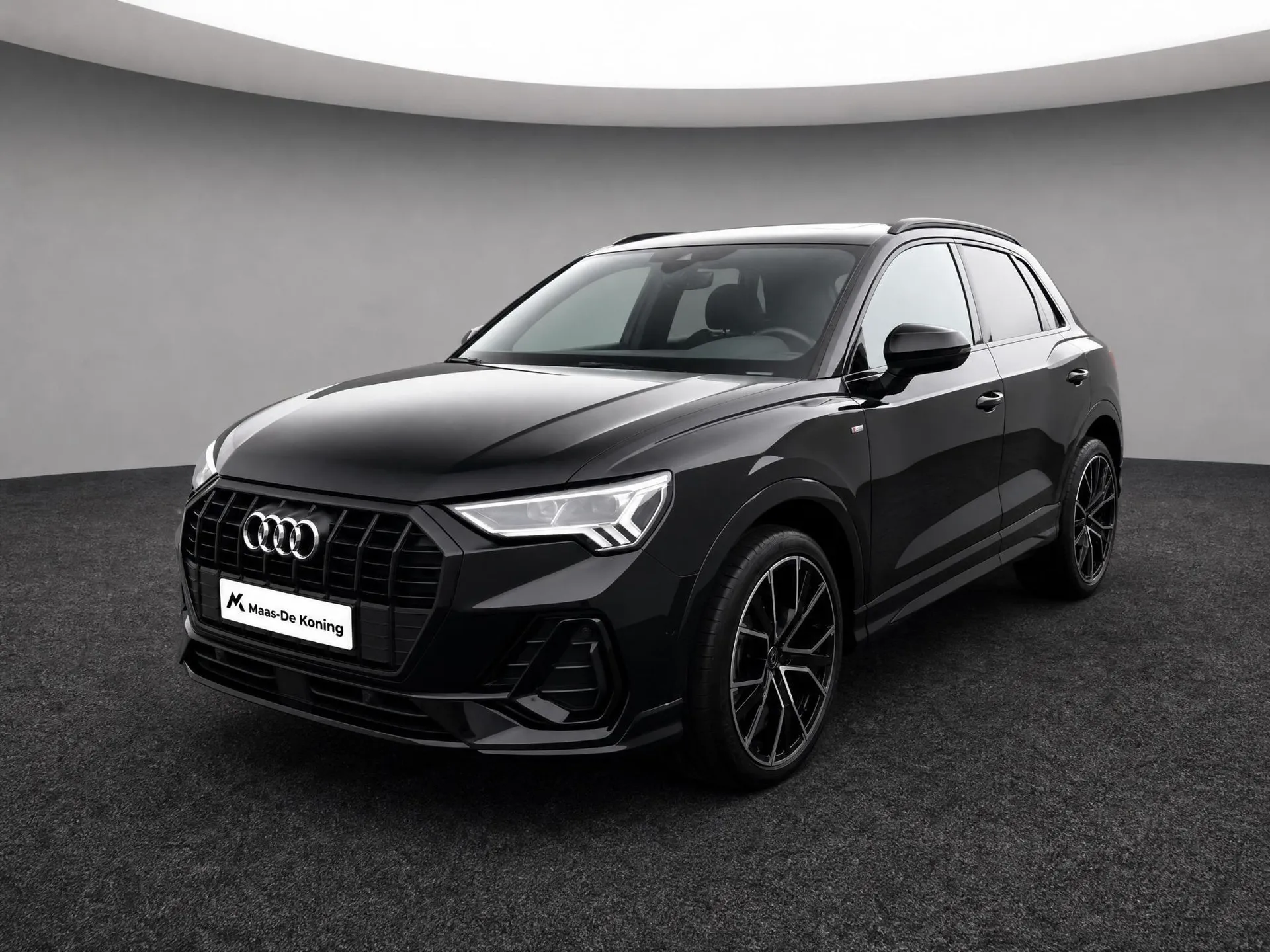 Audi Q3 — foto 1