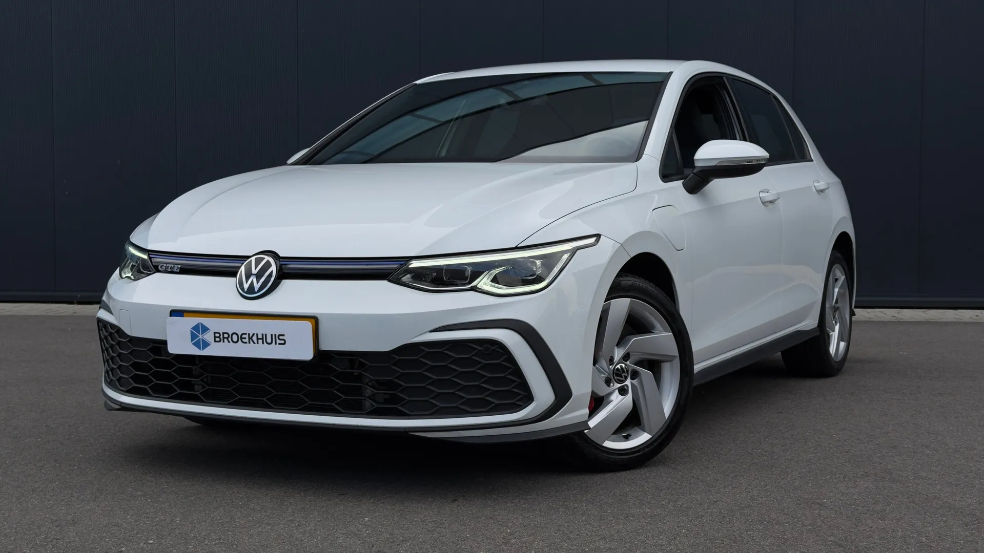Volkswagen Golf — foto 1