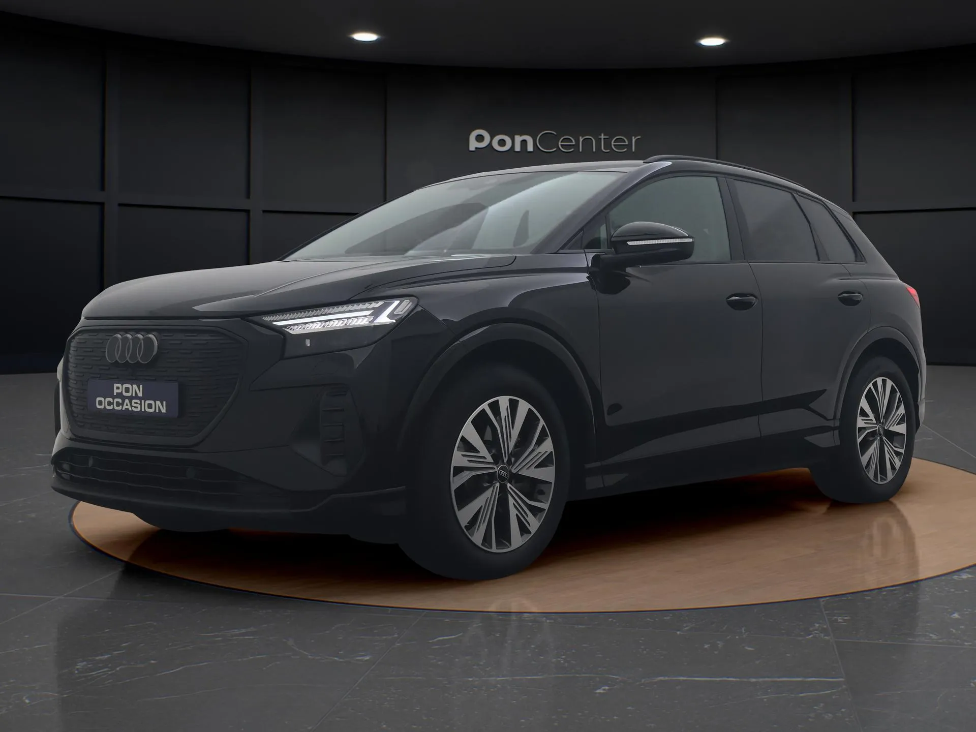 Audi Q4 e-tron — foto 1