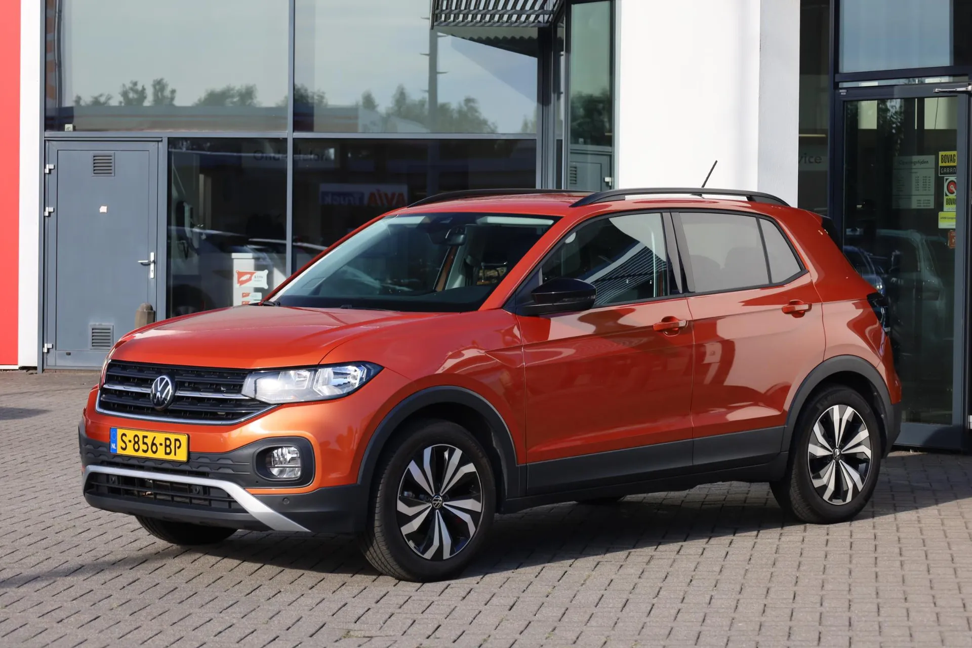 Volkswagen T-Cross — foto 1